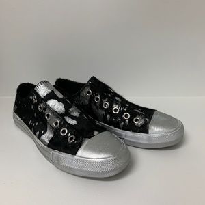 Awesome shoes.  Women’s size 8